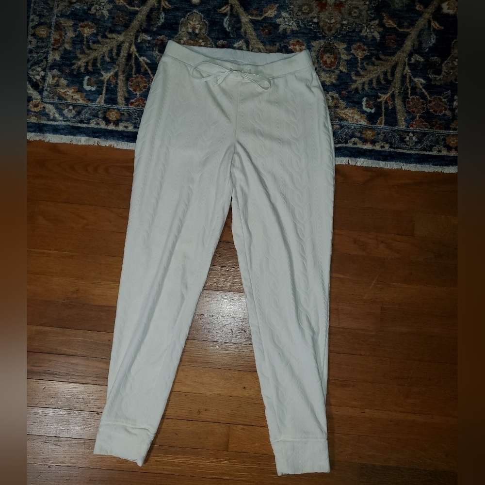 Cupcakes & Cashmere Ivory Knit Joggers - Picture 3 of 11